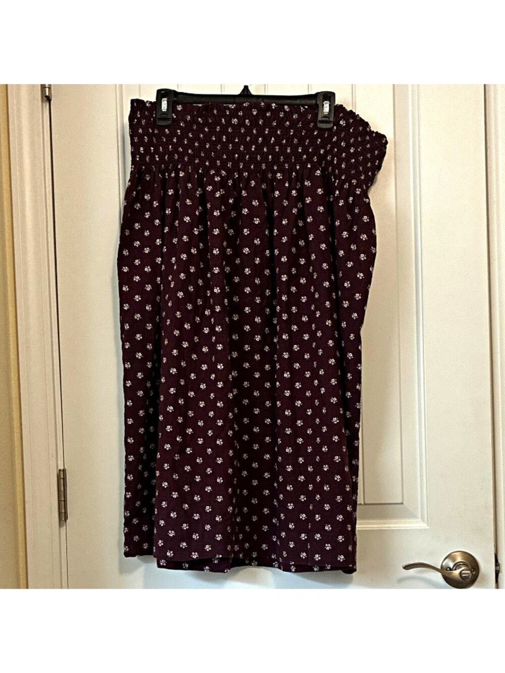 Universal Thread Women’s A-Line Knee Skirt High Rise Floral Smocked XL